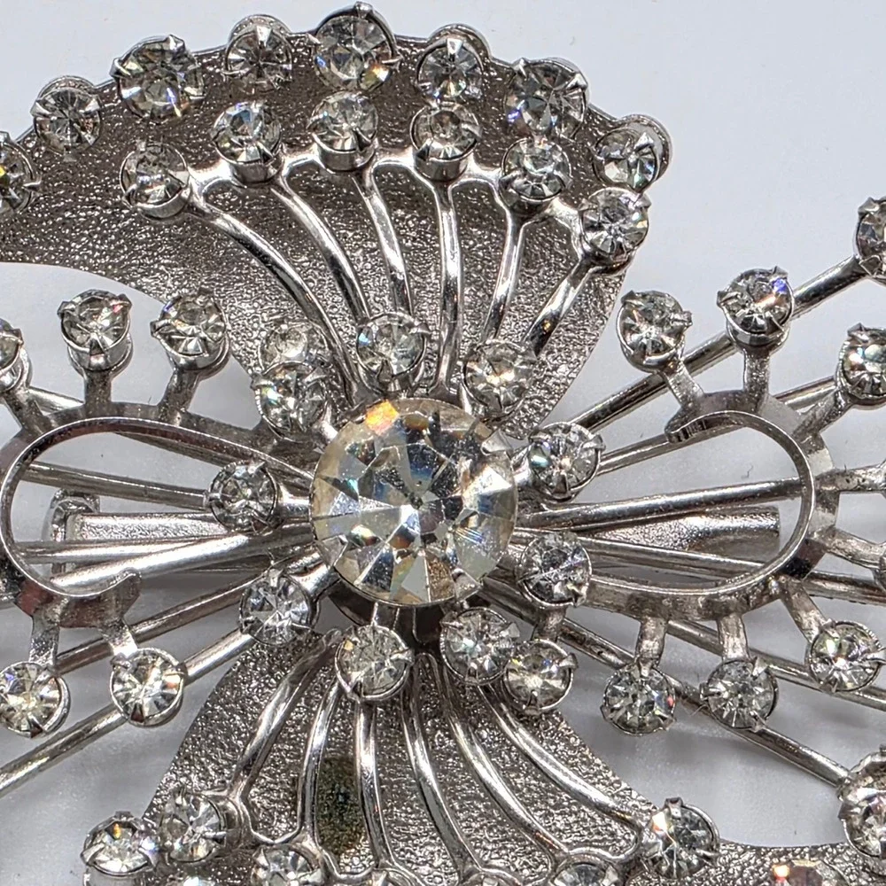 Vintage Silver Tone Clear Rhinestone Atomic Starburst Sunburst Brooch Pin